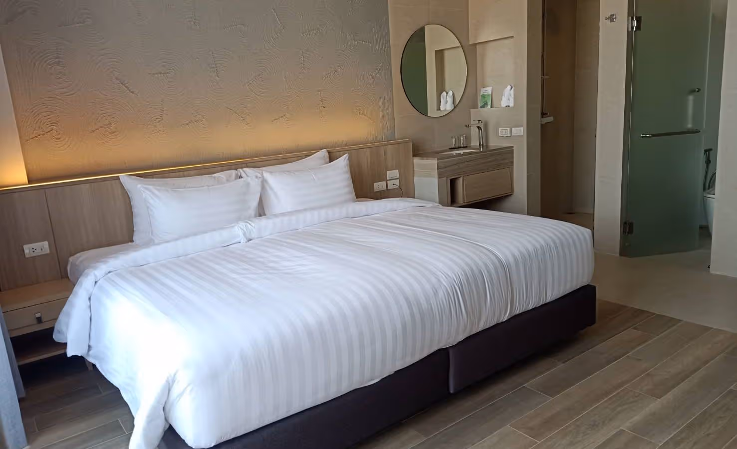 Isanook Resort & Suites Hua Hin