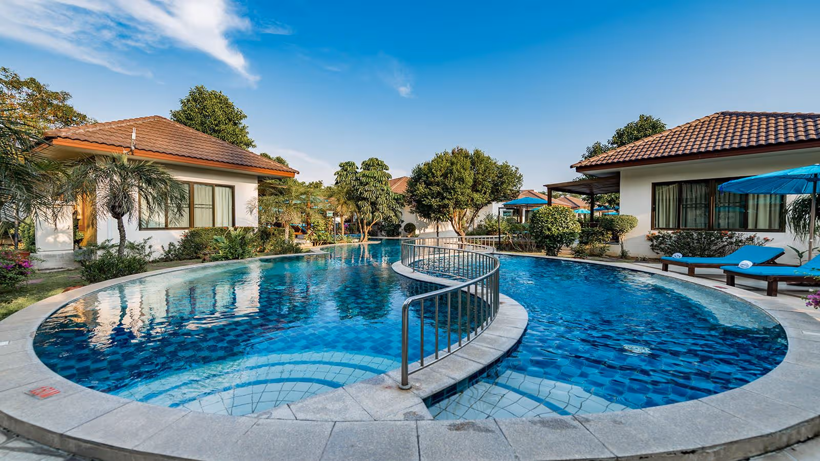 Pinnacle Grand Na Jomtien Resort & Beach Club